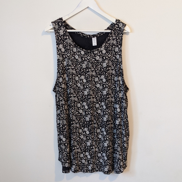 XXL Old Navy Luxe Swing Tank